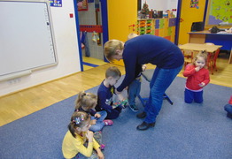  (photo)