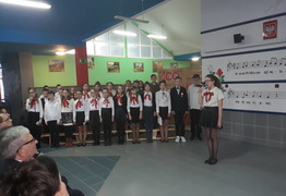  (photo)