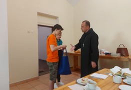  (photo)
