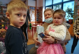  (photo)