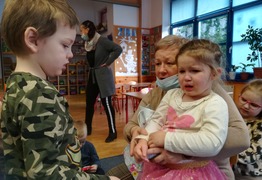  (photo)