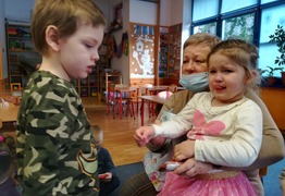  (photo)