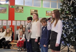  (photo)