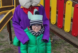  (photo)