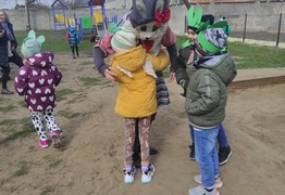  (photo)