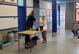  (photo)