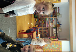  (photo)