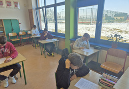  (photo)