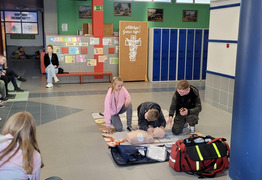  (photo)