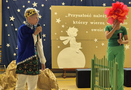  (photo)