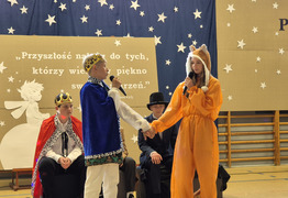 (photo)