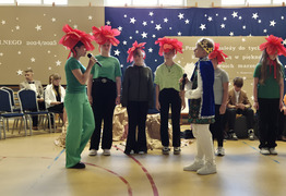  (photo)